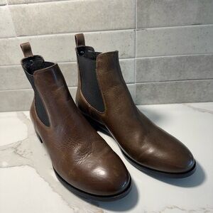 Coach and Four Brown Leather Chelsea Boots, Like New 9.5 M